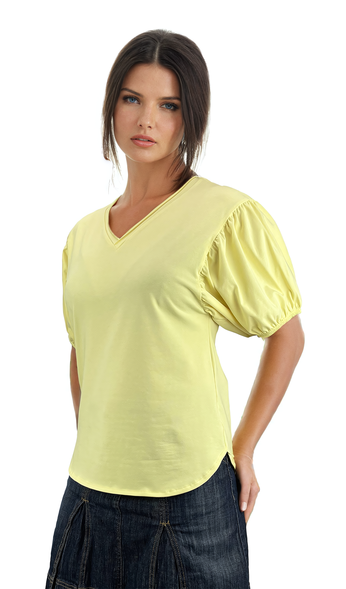 Дамска блуза - тениска къс ръкав остро деколте