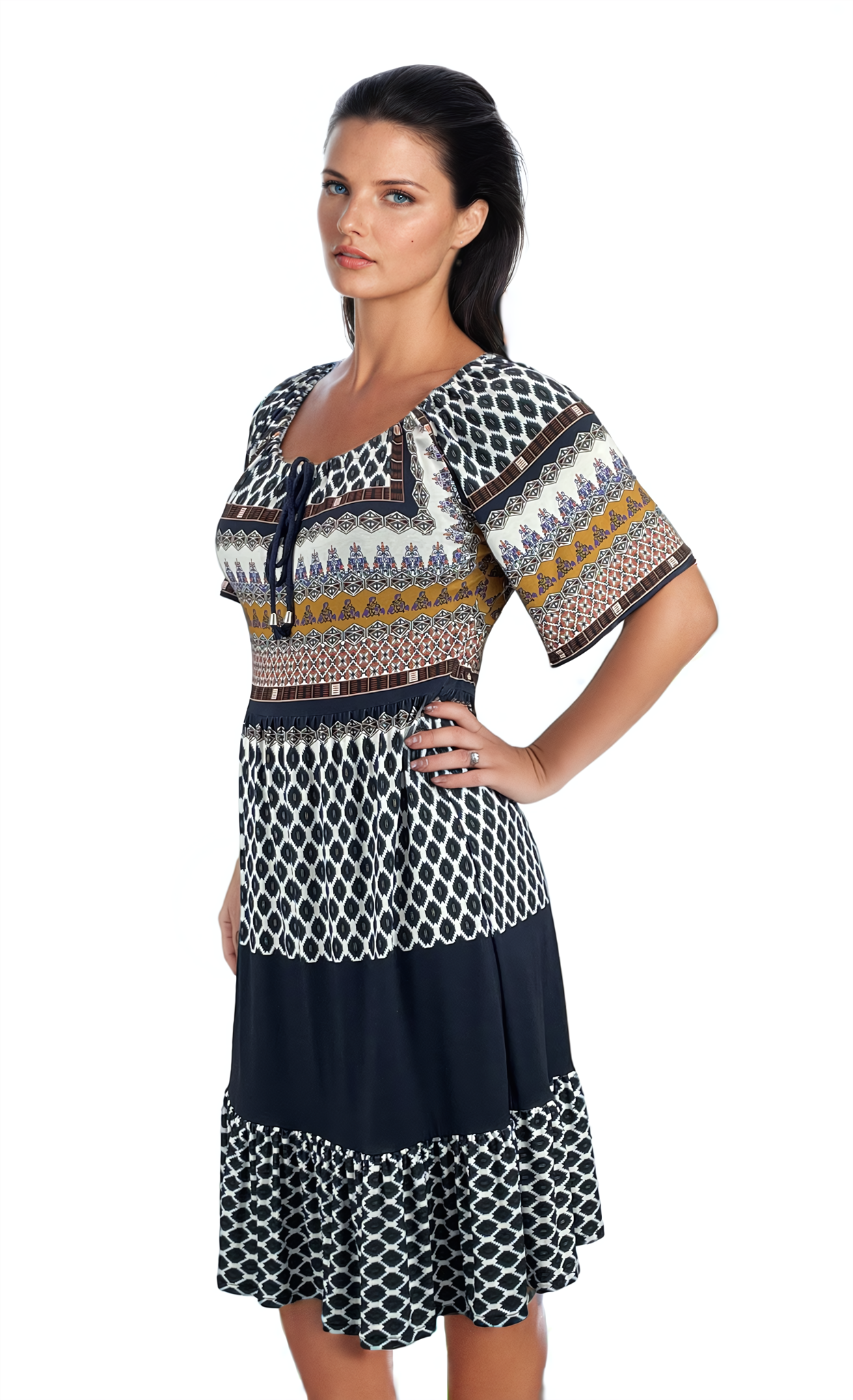 Дамска рокля с къс ръкав обло деколте