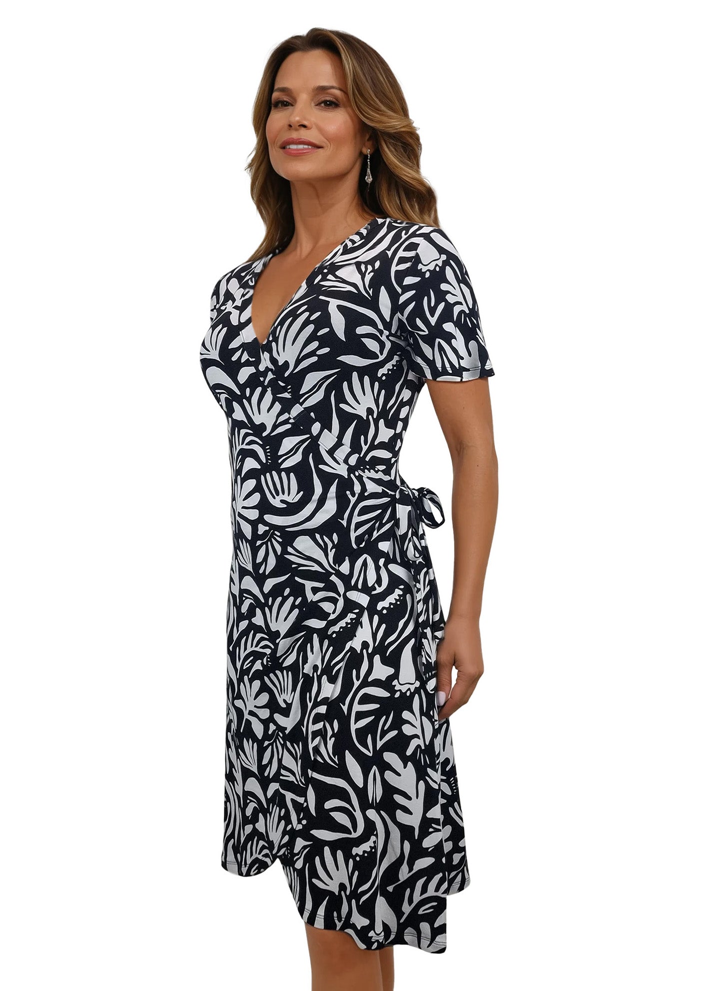 Дамска рокля с къс ръкав , тип прегърни ме