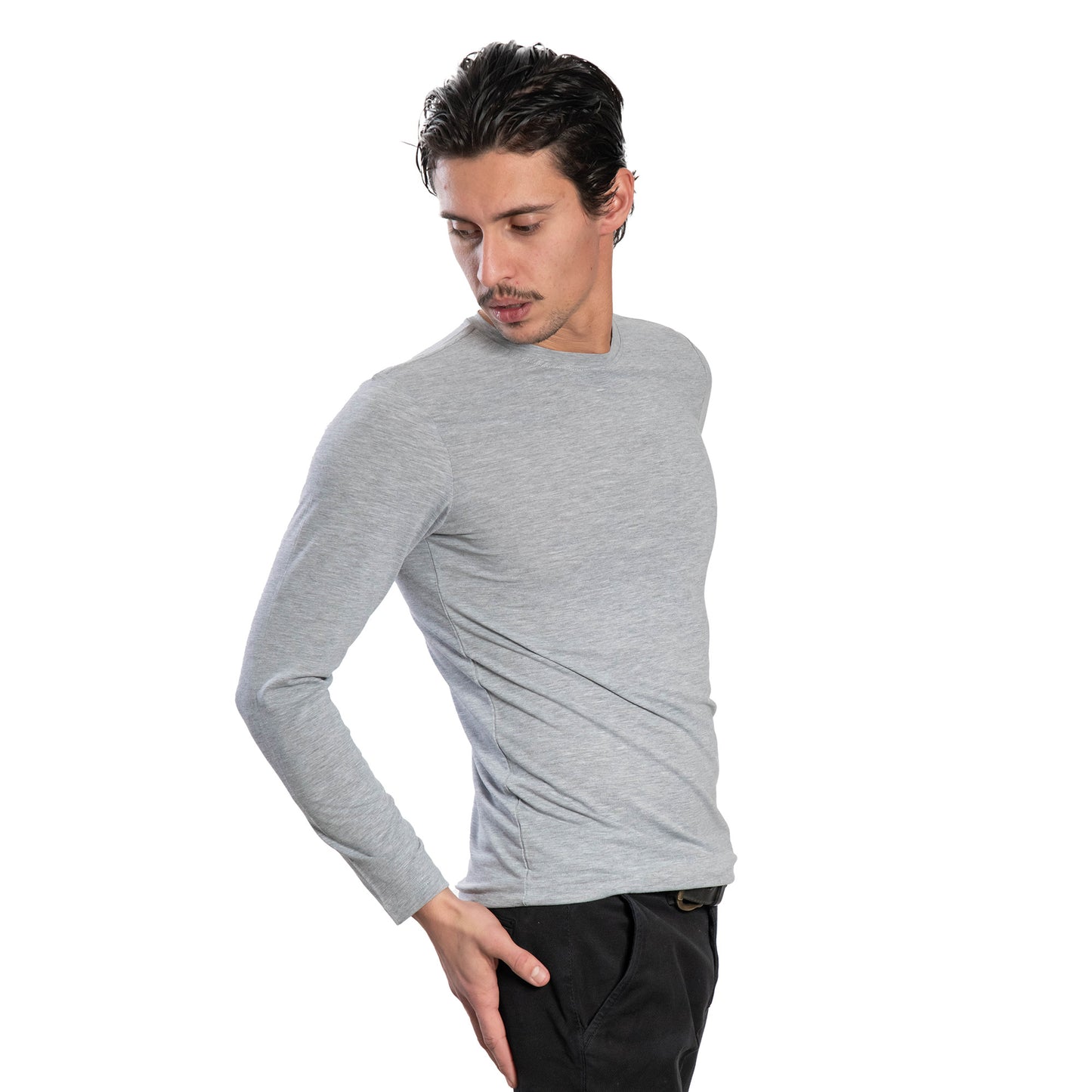 Мъжка  тениска с дълъг ръкав обло деколте