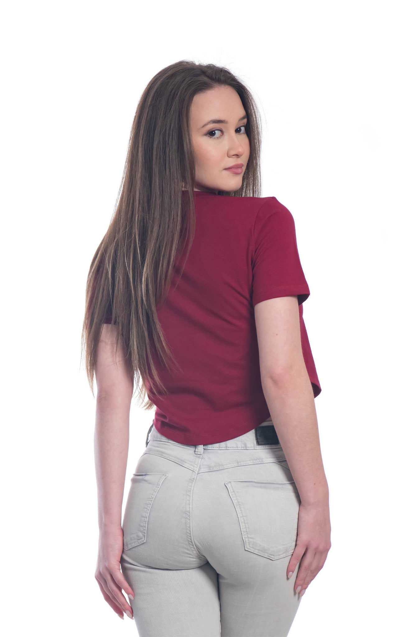 Дамска кроп топ тениска с къс ръкав обло деколте