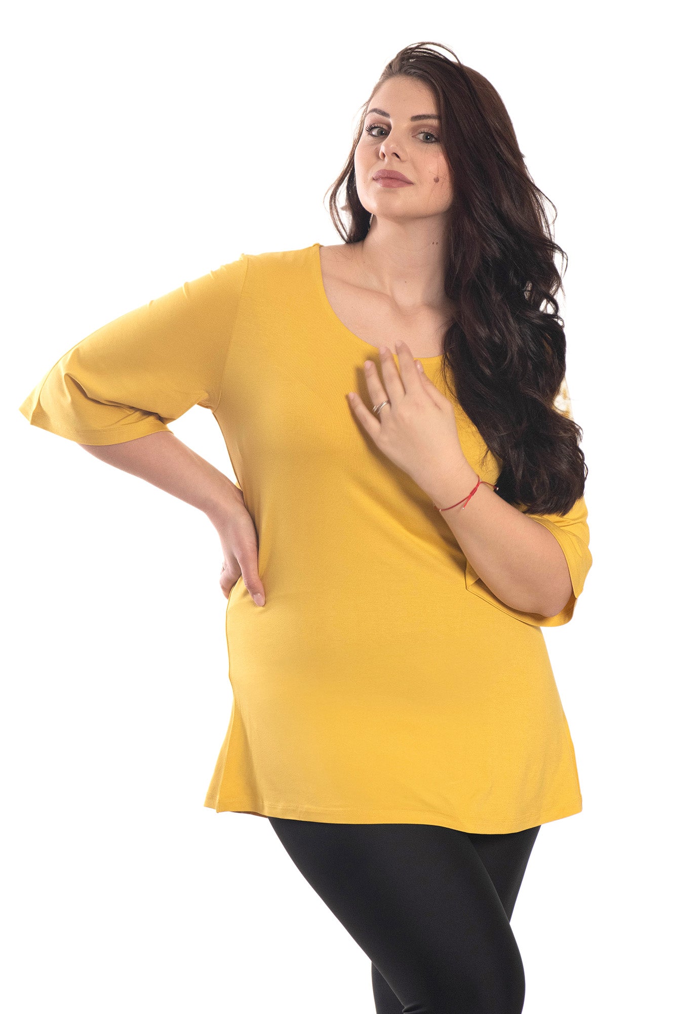 Дамска  туника с 3/4 ръкав обло деколте