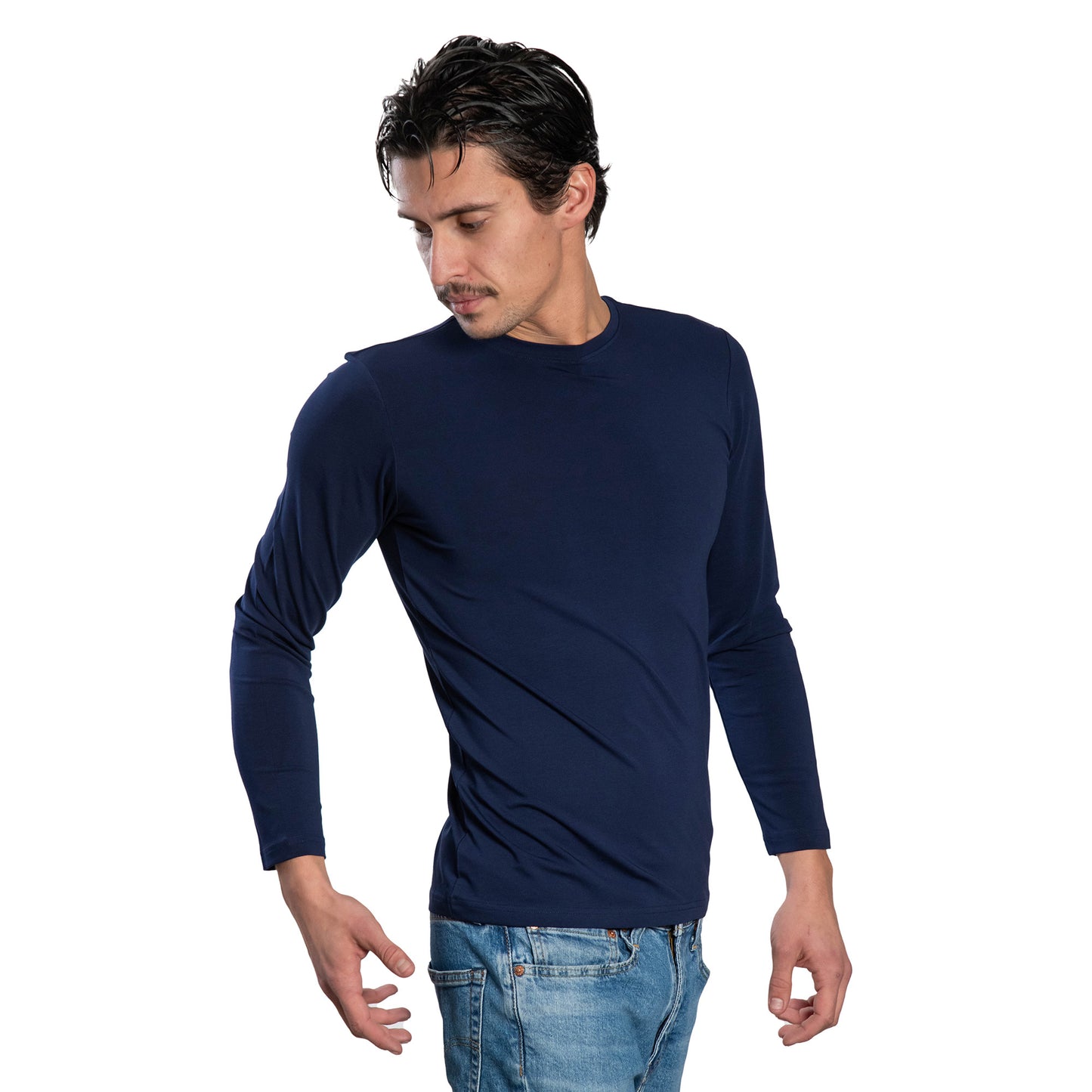 Мъжка  тениска с дълъг ръкав обло деколте