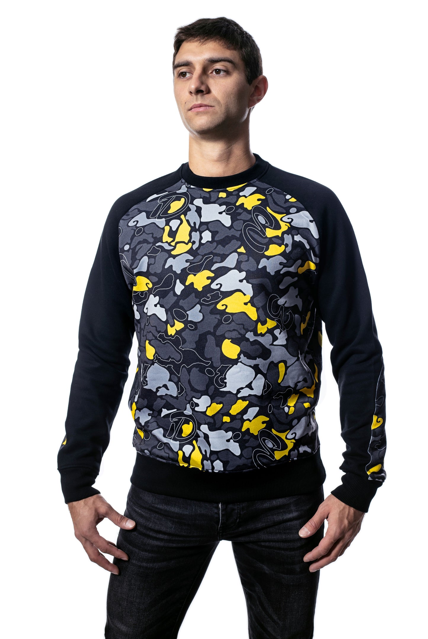 Мъжки  суичър с дълъг реглан-ръкав обло деколте