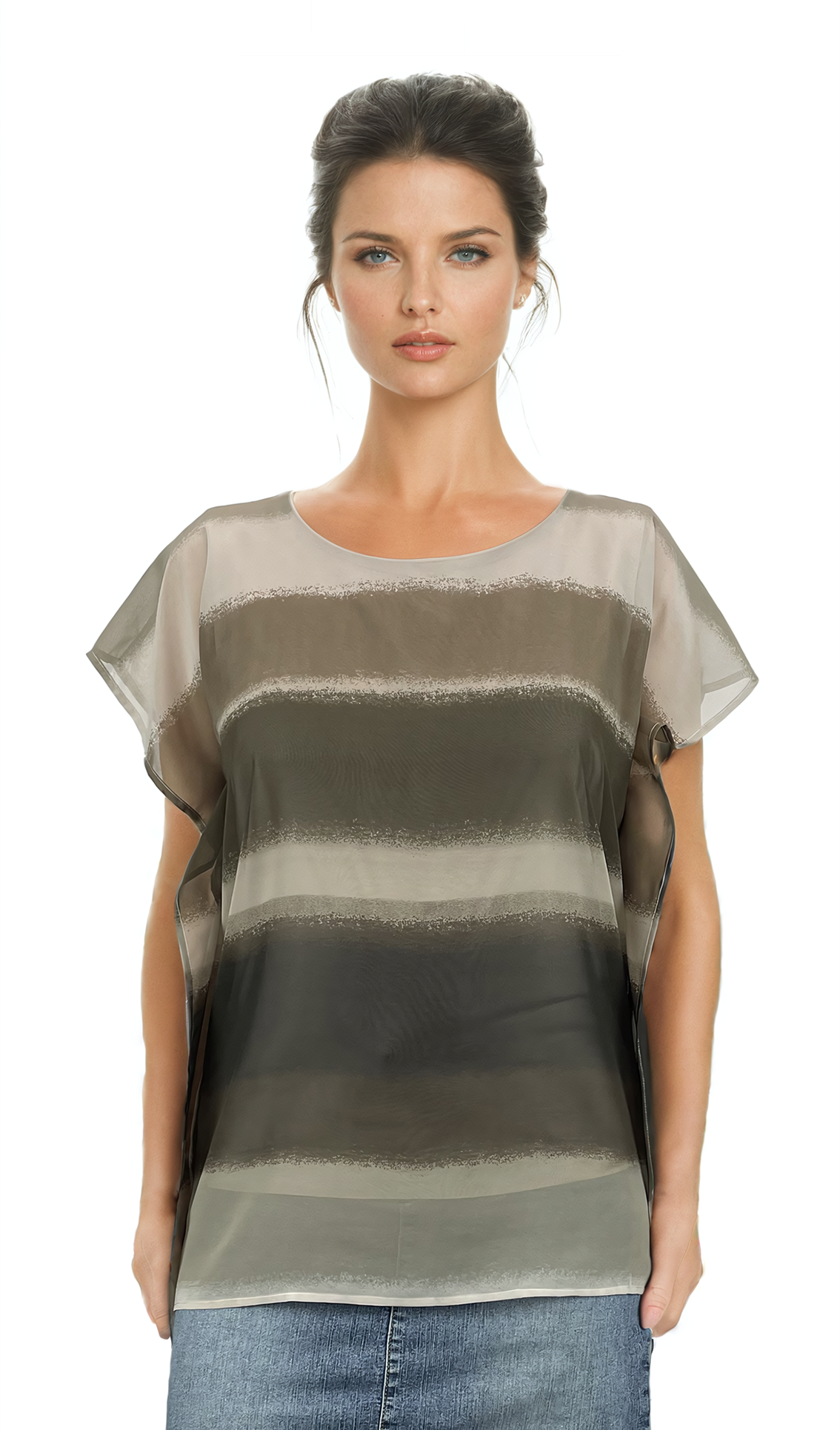 Дамска  блуза - тениска с къс ръкав обло деколте