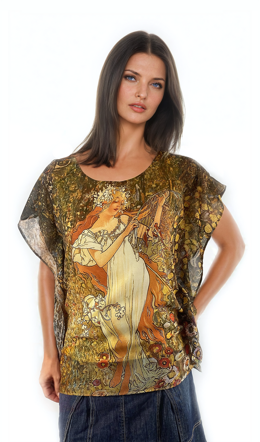 Дамска  блуза - тениска с къс ръкав обло деколте