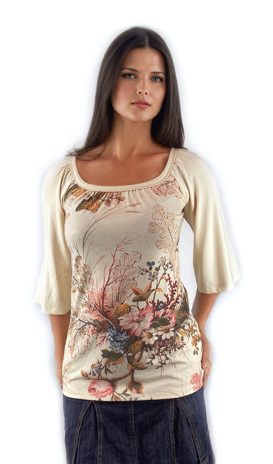 Дамска  блуза - тениска с 3/4 ръкав обло деколте