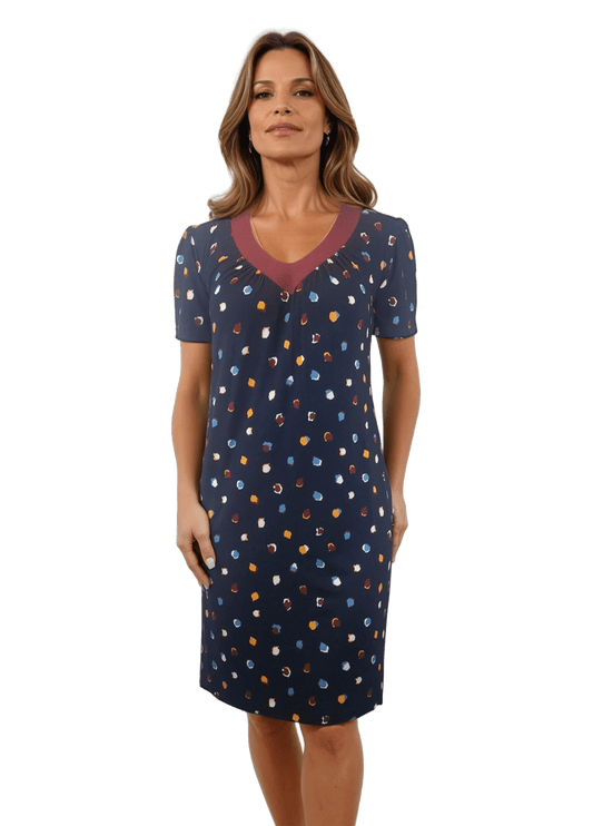 Дамска  рокля с къс ръкав остро деколте