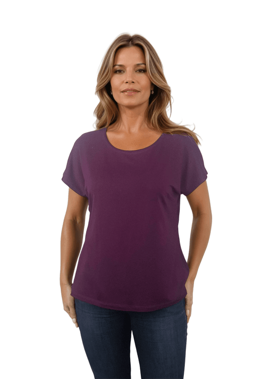 Дамска  блуза - тениска с къс ръкав обло деколте